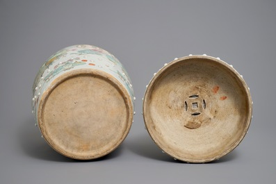 Un tabouret en porcelaine de Chine qianjiang cai &agrave; d&eacute;cor d'antiquit&eacute;s, 19/20&egrave;me