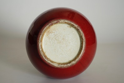 A Chinese monochrome oxblood-glazed yuhuchunping vase, 18/19th C.