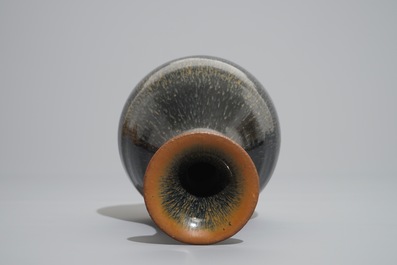 A Chinese Jianyao hare's fur glaze yuhuchunping vase, Song or later