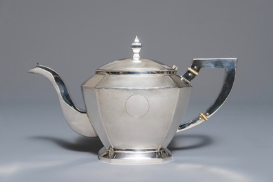 A Chinese silver art deco tea service on tray, Republic, 1st half 20th C.