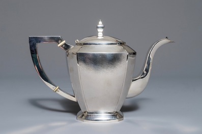 A Chinese silver art deco tea service on tray, Republic, 1st half 20th C.