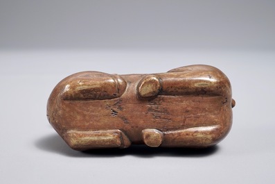 A Chinese bronze scroll or paper weight shaped as a ram, 17/18th C.