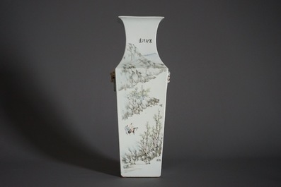A square Chinese qianjiang cai vase, signed Ma Qing Yun, 19/20th C.