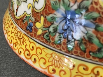 Un bol en porcelaine de Chine de style Bencharong pour le march&eacute; thai, 19&egrave;me