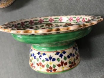 十九世纪  粉彩瓷碗     三件