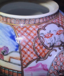 乾隆 粉彩红楼茶壶