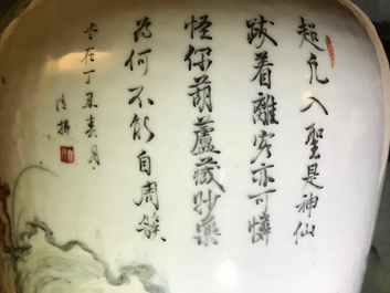 Een fijne Chinese qianjiang cai vaas, 19/20e eeuw