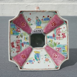 Un crachoir en porcelaine de Chine famille rose, Yongzheng/Qianlong