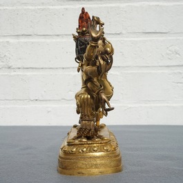 Een Sino-Tibetaanse of Nepalese verguld bronzen figuur van Yamantaka, 19/20e eeuw