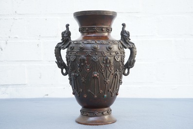 Un vase en bronze incrust&eacute;, Sino-Tibet, 18/19&egrave;me