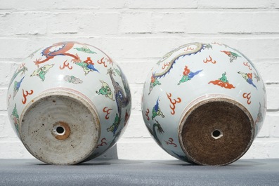 A pair of Chinese wucai dragon vases, Wanli mark, 19th C.