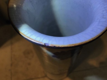 A Chinese Nanking crackle glazed blue and white five-piece garniture, 19/20th C.