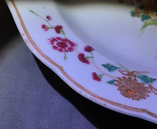 Zes Chinese famille rose borden en een kop en schotel, Yongzheng/Qianlong