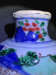 Een Chinese wucai vaas met mythologisch decor, Transitie periode