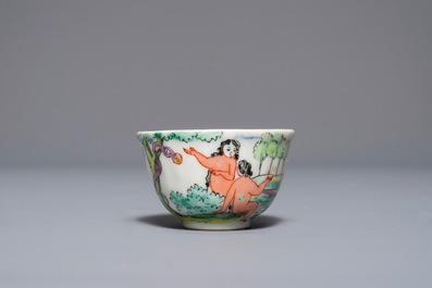 Une tasse et soucoupe &agrave; d&eacute;cor d'Adam et Eve en porcelaine de Chine surd&eacute;cor&eacute;e aux Pays-Bas, Yongzheng