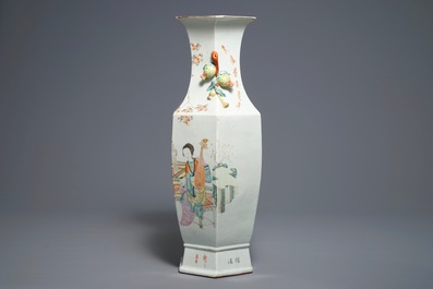 A Chinese hexagonal qianjiang cai vase with ladies and children, 19/20th C.