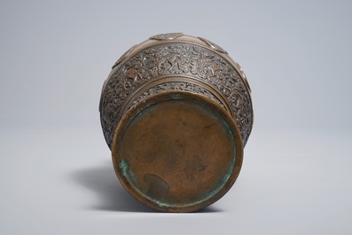 A Sino-Tibetan bronze vase with applied design of mythical beasts, 18/19th C.