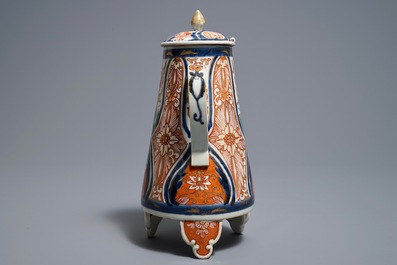 A Japanese Imari cistern and cover, Edo, 18th C.