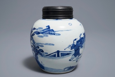 Un pot &agrave; gingembre en porcelaine de Chine bleu et blanc, Kangxi