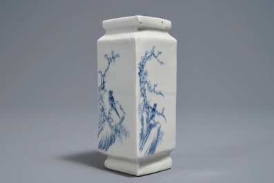 A Chinese blue and white lozenge-shaped vase with birds on branches, 20th C.