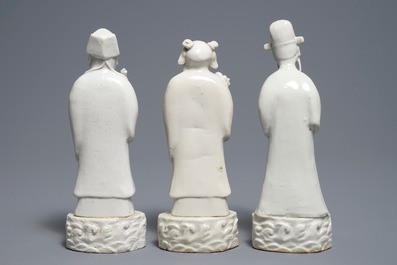Drie Chinese blanc de Chine figuren van onsterfelijken, 18/19e eeuw