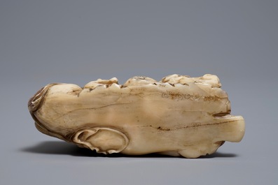 Un mod&egrave;le d'un Luohan en pierre de savon de Shoushan sculpt&eacute;e, Chine, 18/19&egrave;me