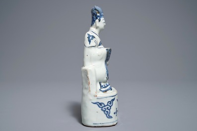 A Chinese blue and white model of a servant, Wanli