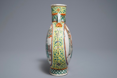 A Chinese famille verte moonflask, Xuande mark, 19th C.