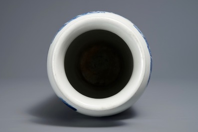 A Chinese blue and white Transitional style vase, 19/20th C.