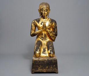 Une grande figure de Moggallana en bronze dor&eacute;, Thailande, p&eacute;riode Ayutthaya, 17&egrave;me