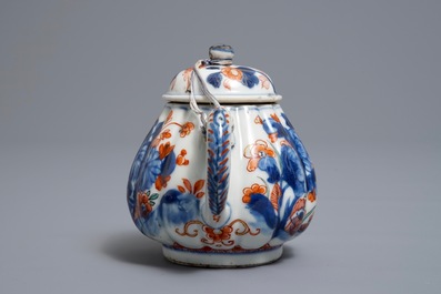 A Chinese Imari style teapot and a plate with bird on parchment design, Kangxi/Yongzheng
