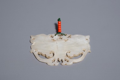 A Chinese white jade butterfly button, Ming/Qing