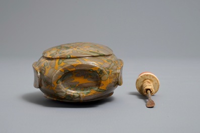 Een Chinese snuiffles in 'puddingsteen', 18/19e eeuw