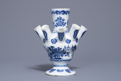 A Dutch Delft blue and white tulip vase, last quarter 17th C.