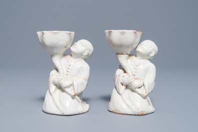 A pair of white-glazed salts in the shape of Chinamen, prob. Brussels, 18th C.