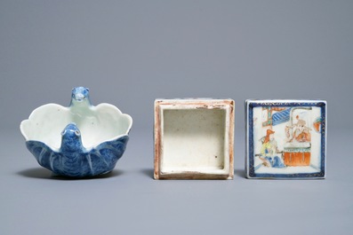 A Chinese blue and white bat-shaped brush washer and a square box and cover, Kangxi/Qianlong