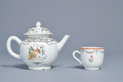 Une th&eacute;i&egrave;re et une tasse et soucoupe armori&eacute;e en porcelaine de Chine grisaille et famille rose, Qianlong