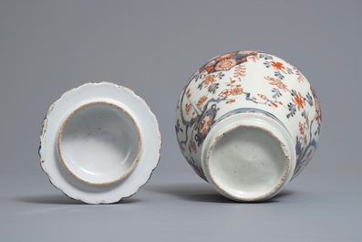 A pair of Japanese covered bowls on stands, a covered vase and a reticulated incense burner, Edo/Meiji, 18/19th C.