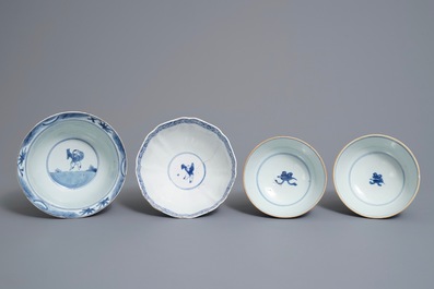 Quatre bols en porcelaine de Chine bleu et blanc, Kangxi