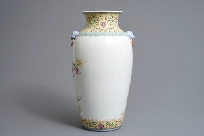 A Chinese famille rose 'quails' vase, sealmark, 20th C.