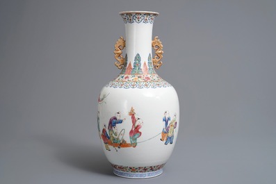 A Chinese famille rose 'playing boys' vase, 19/20th C.