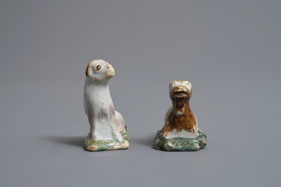 Deux miniatures d'un chien et d'une ch&egrave;vre en fa&iuml;ence polychrome de Delft, 18&egrave;me