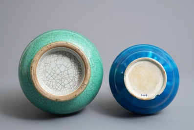 Two Chinese monochrome green and blue vases, 18/19th C.