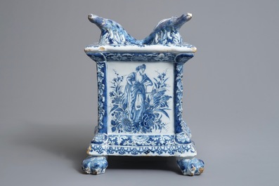 A Dutch Delft blue and white tulip vase base, late 17th C.