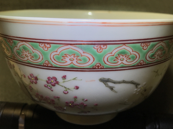 Un bol en porcelaine de Chine famille rose, marque Shen De Tang Zhi, 19/20&egrave;me