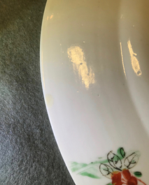 Une assiette en porcelaine de Chine famille verte, Kangxi