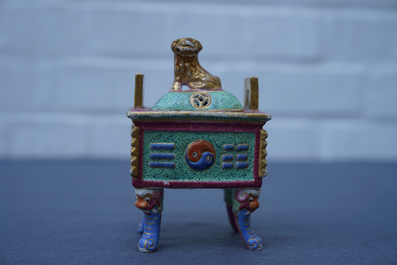A Chinese famille rose censer and cover, 19th C.