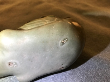 A Korean celadon-glazed duck-shaped water dropper, 19/20th C.