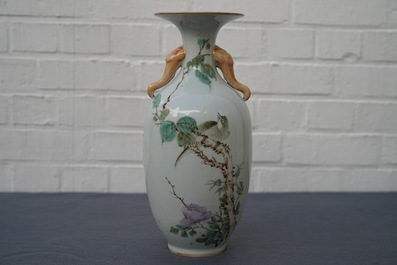 A Chinese qianjiang cai vase with birds and flowers, 19/20th C.