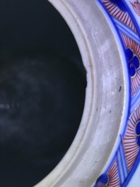 A pair of Chinese Imari style ginger jars and covers, Kangxi